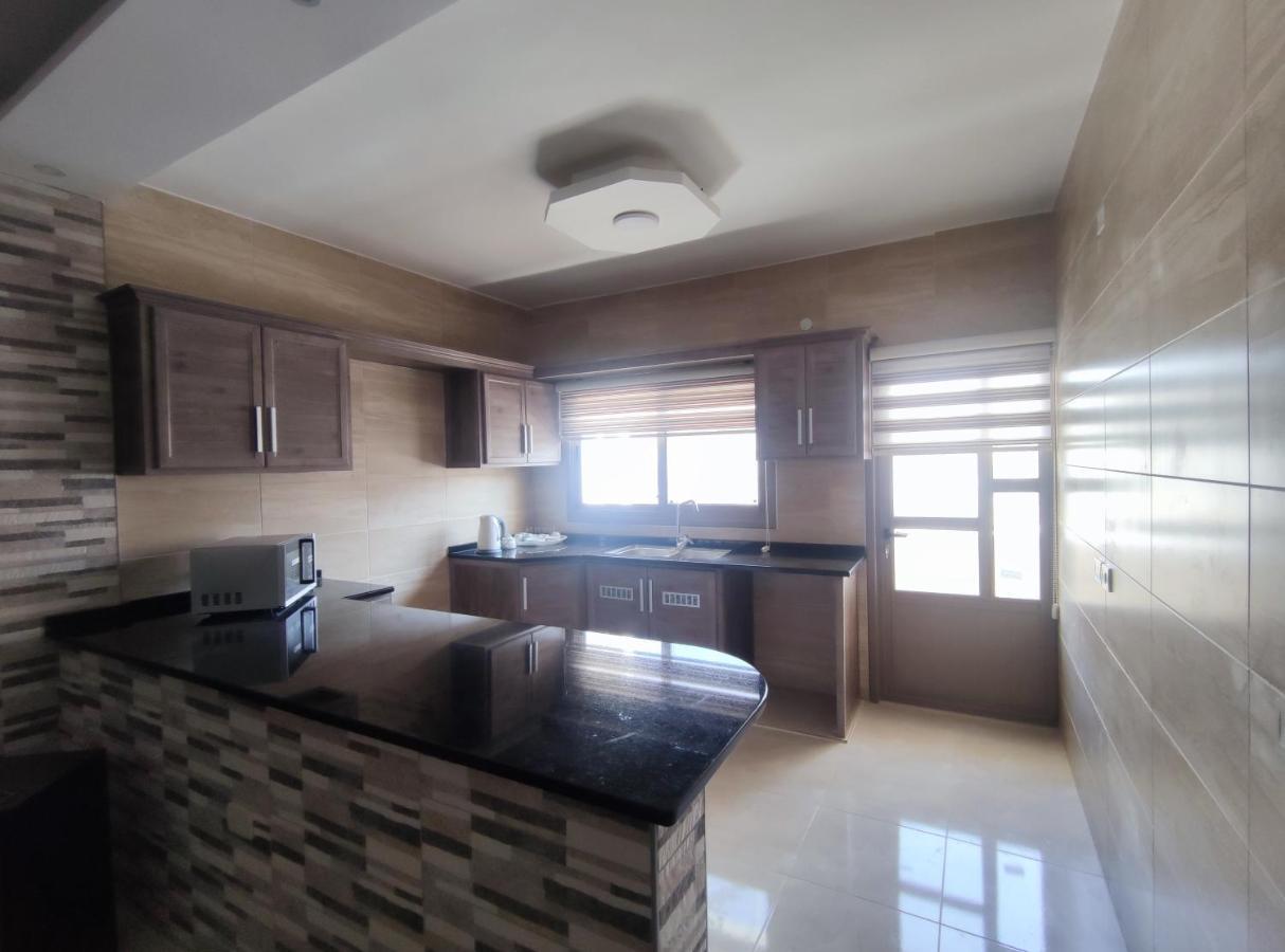Red Rose City Apartment Wadi Musa Luaran gambar
