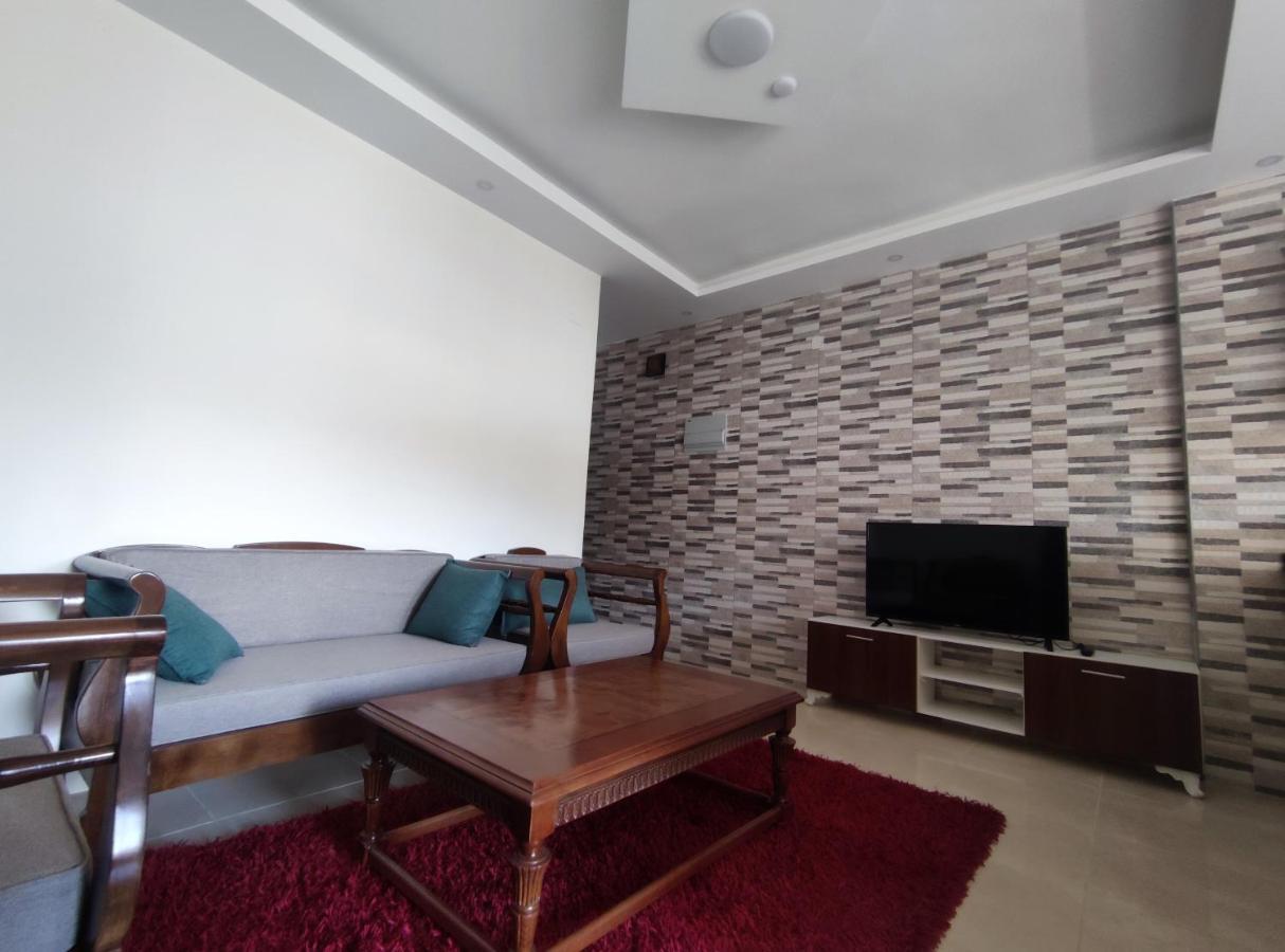 Red Rose City Apartment Wadi Musa Luaran gambar